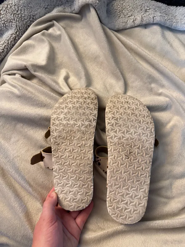 Outwoods Sandals - Image 2