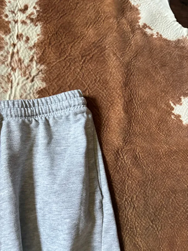Boutique Men's grey sweatshorts size large fit smaller for sure!! - Image 2