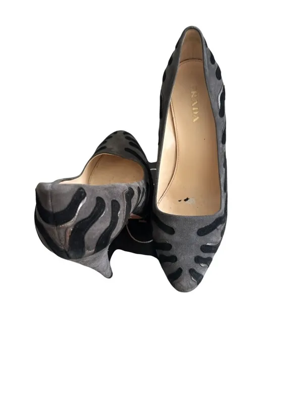 PRADA Gray Black Suede Animal Print Heels Size 40.5 / 10.5 - Image 5