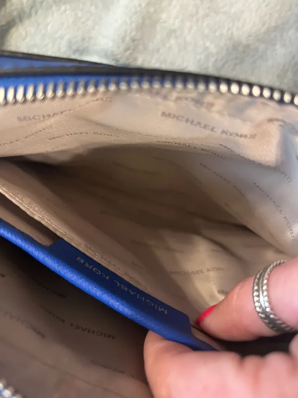Michael Kors Purse Crossbody - Image 7