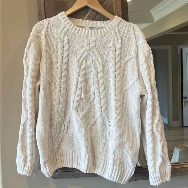 Cozy Cream Chenille Cable Knit Sweater - Image 12