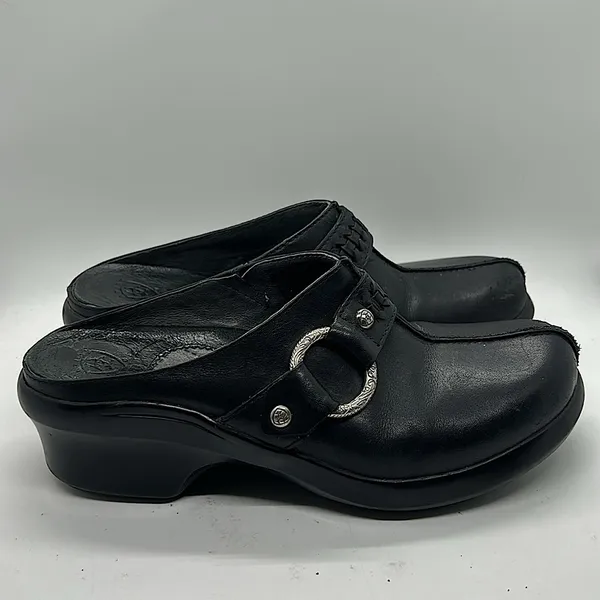 Ariat Stylish Black Leather Shasta Mules Slip On Shoes **Size 6.5** 🌸🌸 - Image 4