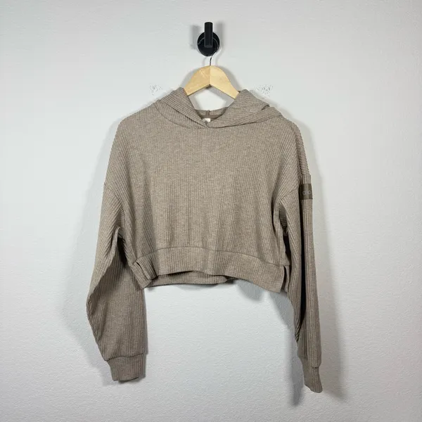 Alo Yoga Women’s Muse Cropped Ribbed Hoodie in Gravel Heather Tan Size S - Image 9