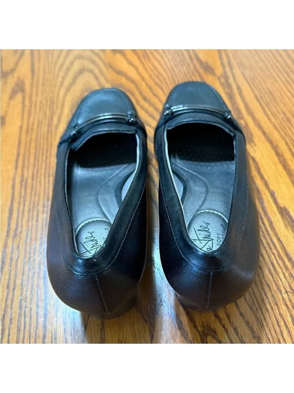 Life Stride Soft System Black Heeled Loafers With Horse Bit 9W - Image 3