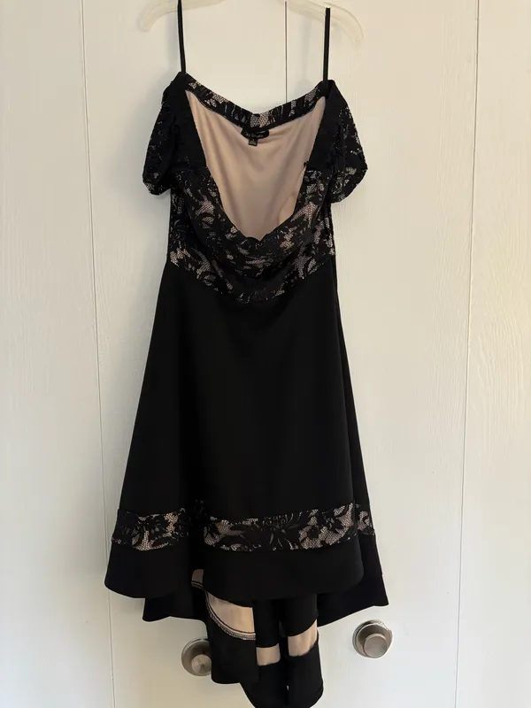 Black Lace Homecoming Macy's Dress - Image 3