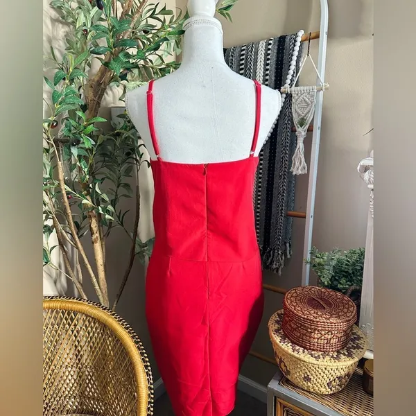 Elliatt x Revolve Red Cutout Asymmetrical Mini Dress Size S Valentine’s - Image 5