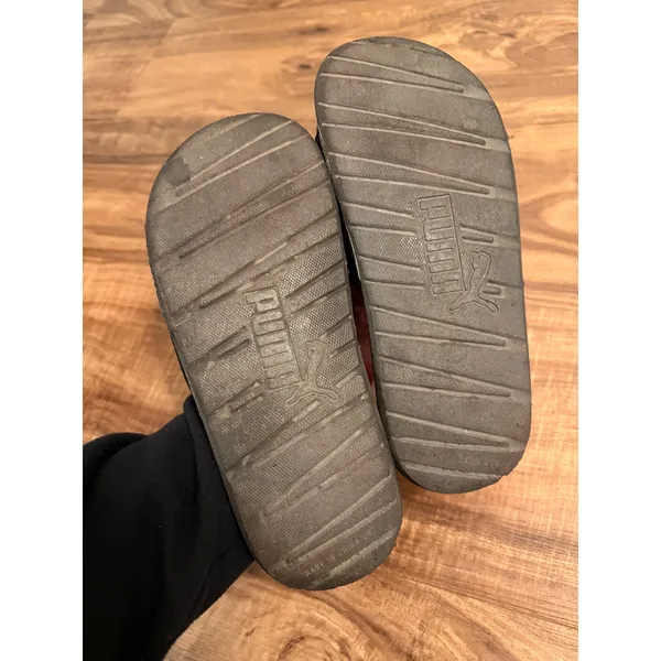 Puma‎ Cool Cat slides in black with a white drip logo detail Size 7C - Image 7