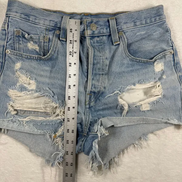 Levis Premium 501 Original Shorts Womens 27 Light Wash Blue‎ High Rise Cut Off E - Image 5