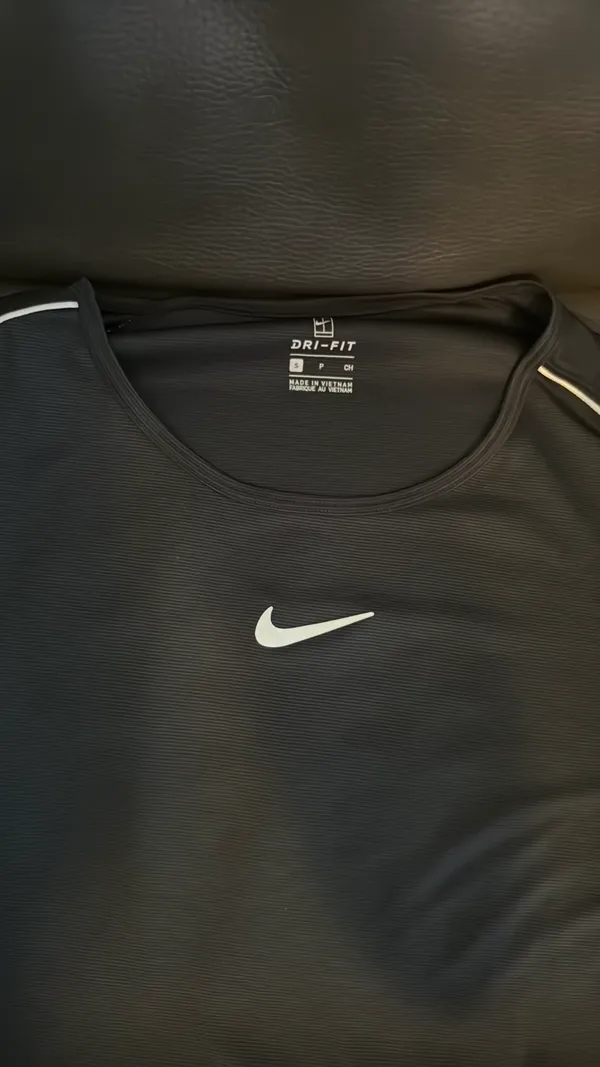 Nike Dri-Fit Shirt Sleeve Short Women’s - Image 2
