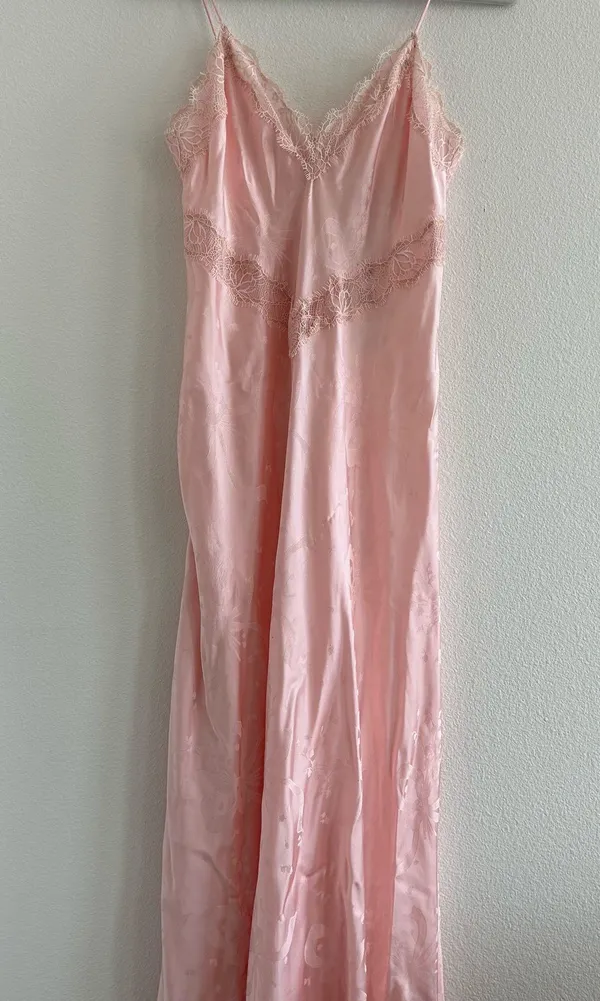 Love Shack Fancy Serita Bow Jacquard Maxi Dress - Image 5