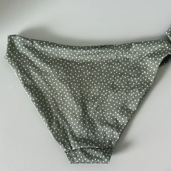 H&M Bikini Green White Polka Dot Swimwear Padded Bathing Suit / Size Small - Image 3