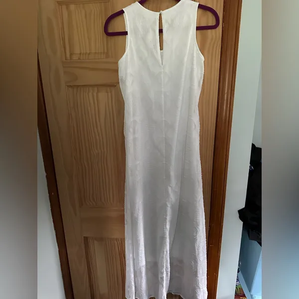 Calvin Klein white maxi dress lace spring size 2 NWOT - Image 2