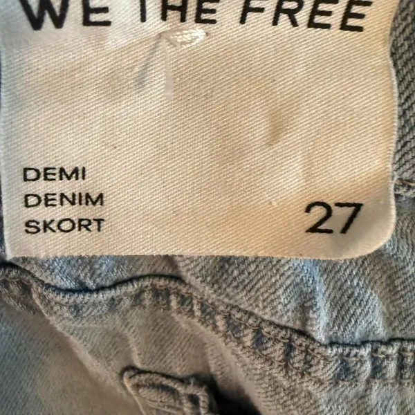 Free People ( We The Free) Denim Skort . Perfect for any occasion. NWOT, size 27 - Image 5