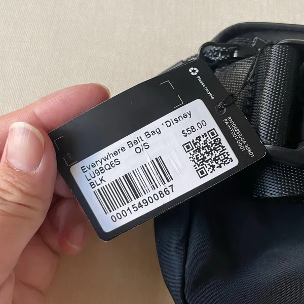 Disney x lululemon Everywhere Belt Bag 1L Mickey in Motion Graphic - Image 9