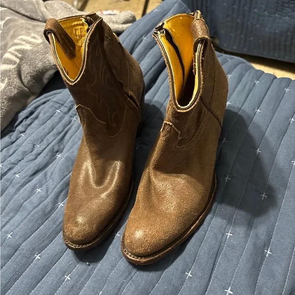 Tri star leather boots 8.5 chocalate color Brown - Image 2