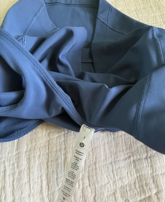 Lululemon align tank Pitch blue 💙🦋🫐 - Image 3