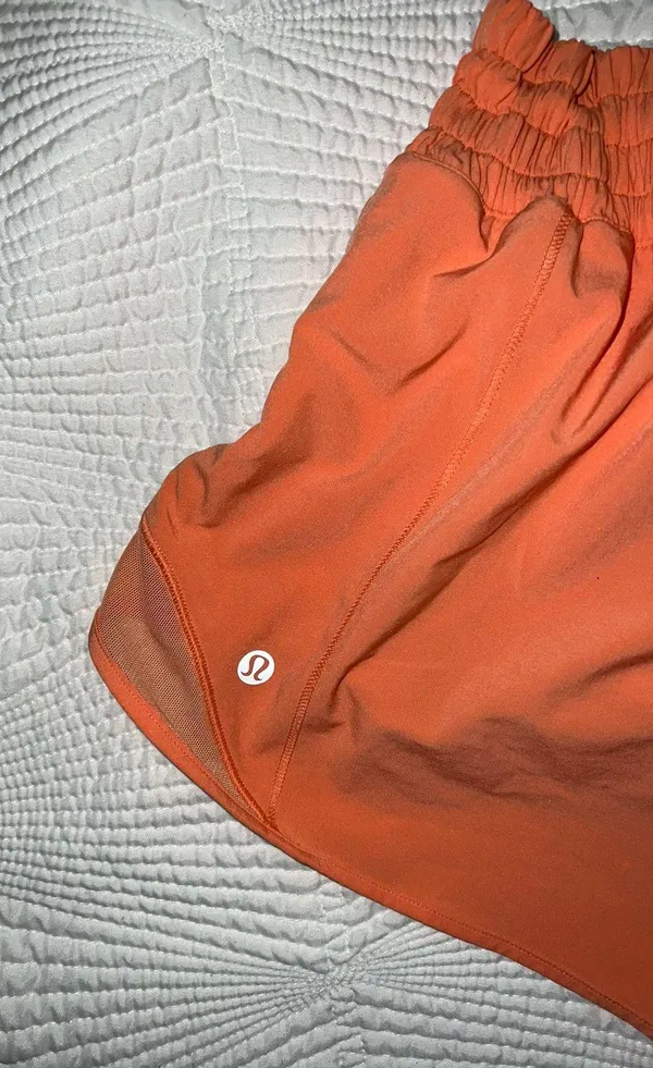 Lululemon Hotty Hot Short 2.5” - Image 3