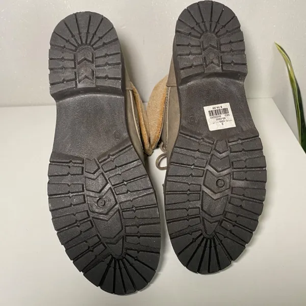 Women's Fleece Lined Boots Green Size 9 - Image 3