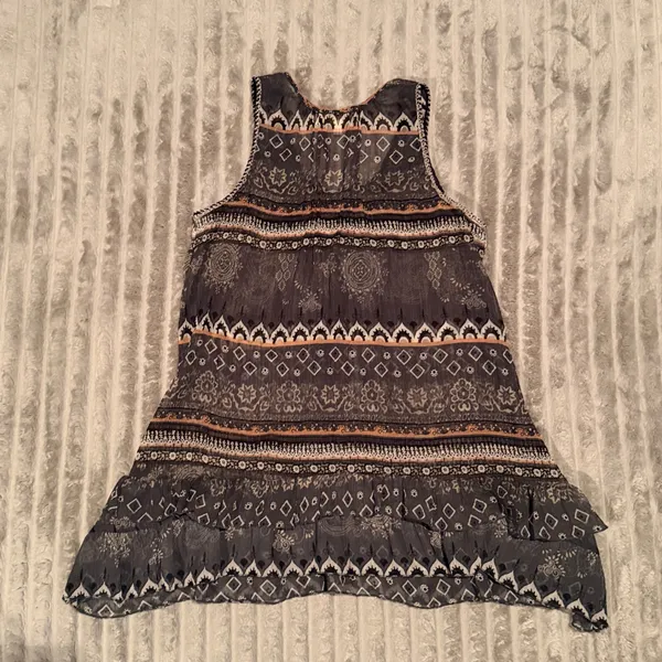 Solitaire Beaded Boho Tunic Tank Top Gray Paisley Ruffle Hem‎ Sleeveless Medium - Image 6