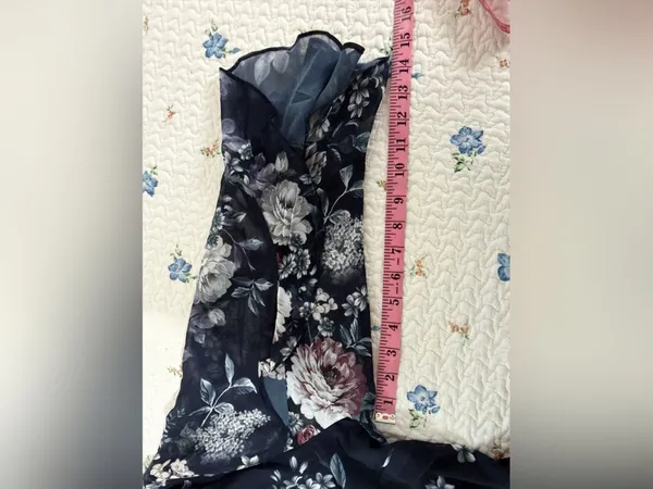 City Chic NWT Mysterious Navy Ruffle V-Neck Floral Flowy Maxi Dress Size 18 - Image 11