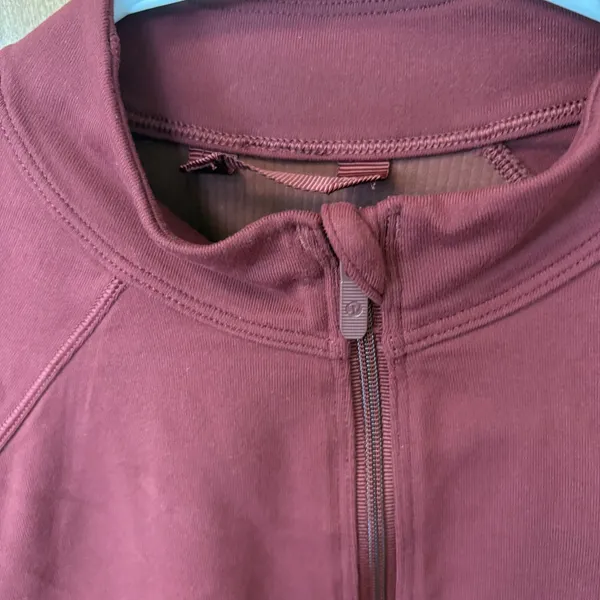 Lululemon Lulu Run Cropped log sleeve. 16 inches pit to pit. - Image 7