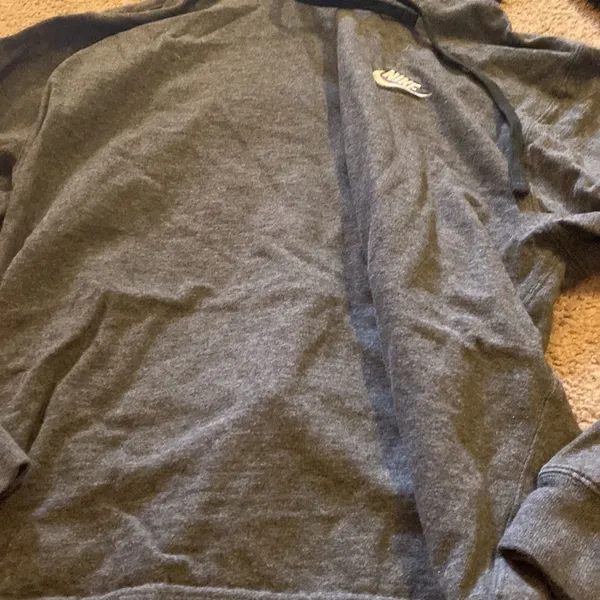 Nike hooded‎ long sleeve small - Image 5