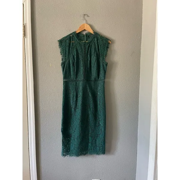 Bardot Lace Dress - Image 4