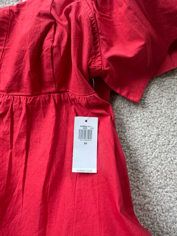 Old Navy red top - Image 3