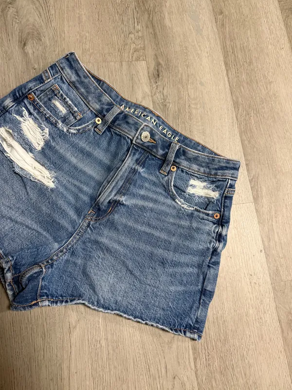 American eagle mom denim shorts  - Image 2