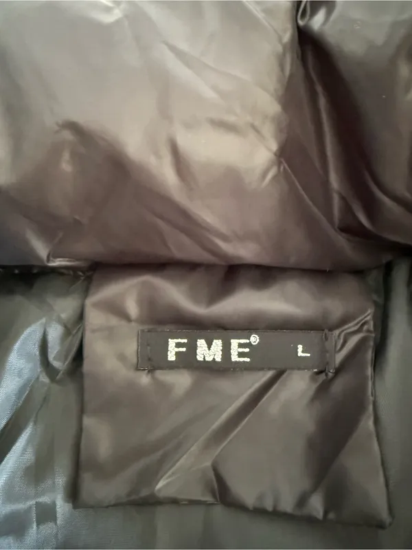FME Lightweight Puffer Vest Black Large NWOT - Image 5