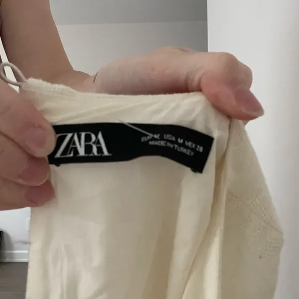 Zara Elegant Cream Sleeveless Dress - Image 5