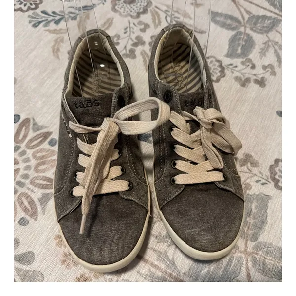 Taos Star Charcoal Wash Canvas Sneakers Tennis Shoes Cream Laces Women’s 8.5 - Image 4