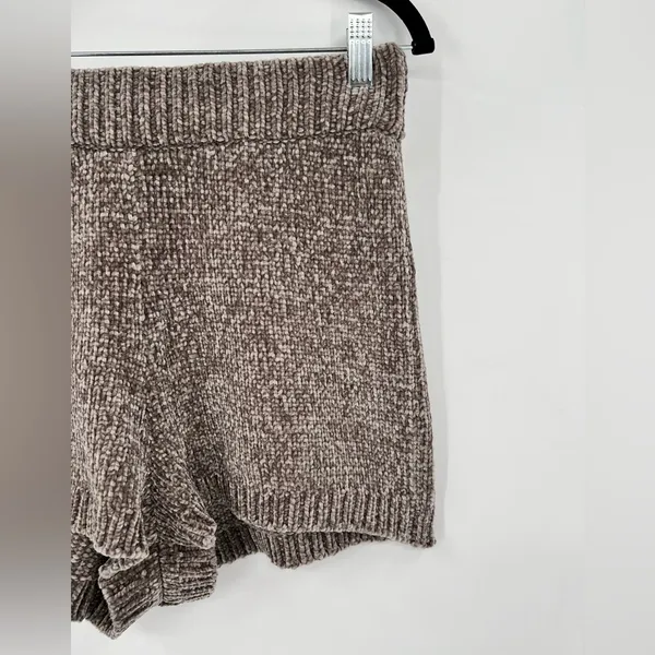 Majorelle REVOLVE Denitza Shorts Chenille High Rise Waisted Fawn Taupe Large - Image 11