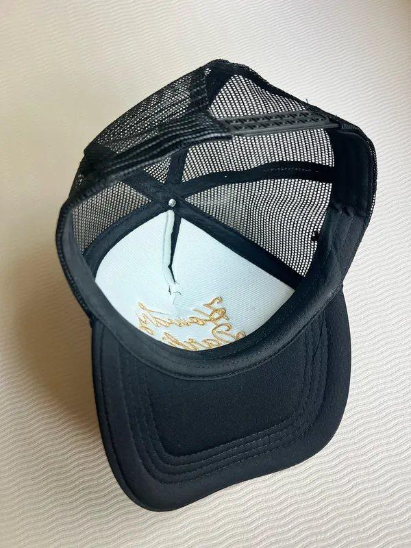 Howdy Darlin’ classic trucker hat NWOT Black - Image 5