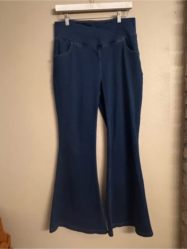 HALARA Halara Flex™ Mid Rise Casual Flare Jeans‎ with Pockets - Image 2