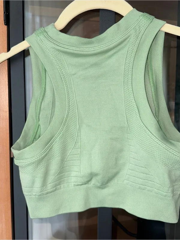 Alphalete cropped top tank sage high neck sports bra logo - Image 4