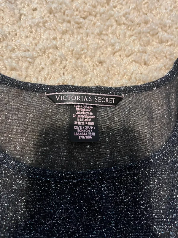 Victoria's Secret Black mesh sparkly long sleeve top never worn - Image 6