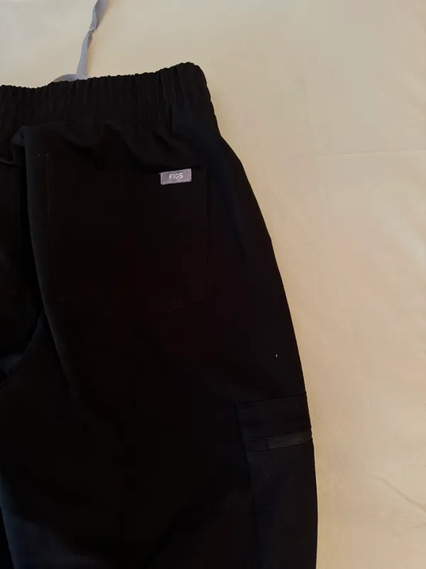 FIGS Jogger Scrub Pants - Image 5