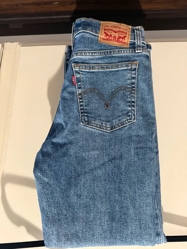 Levi’s Wedgie Straight 26 Jeans - Image 3