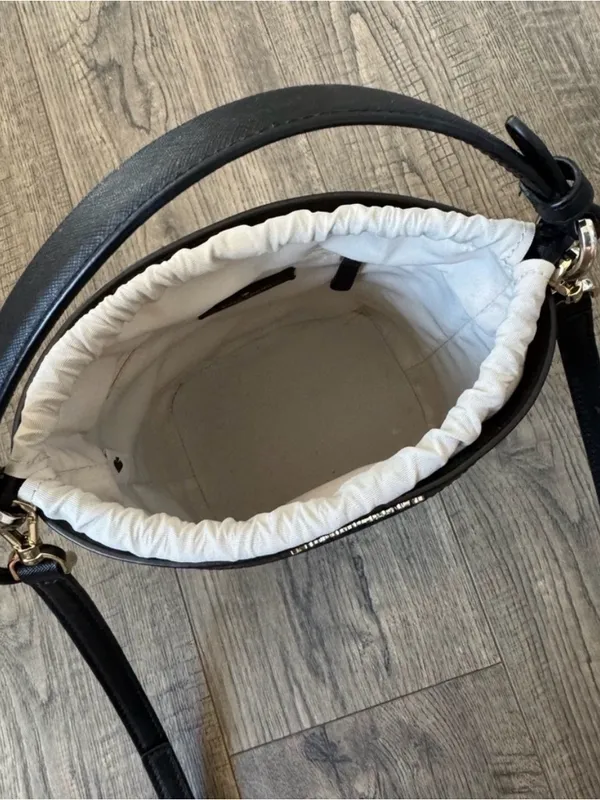 Kate Spade Cameron Small Bucket Bag Black Leather - Image 7