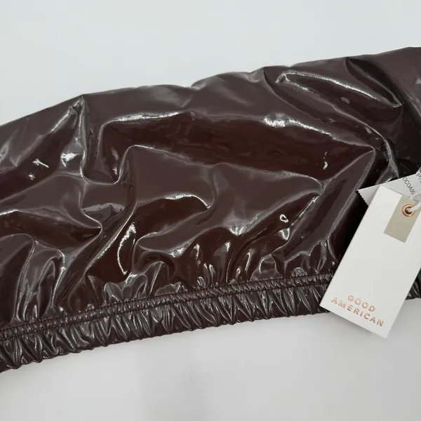 Good American Bikini Top Size Medium Faux Patent Leather Bandeau NWT Swim Brown - Image 4