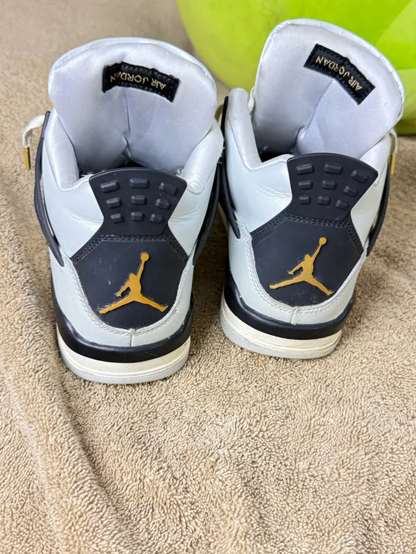 Nike Air Jordan 4 Retro Platinum Gold Mens Size 6.5 - Image 5