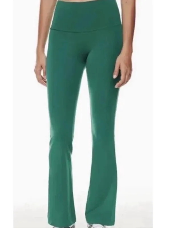 Aritzia TNA Chill Atmosphere Flare leggings - Image 2