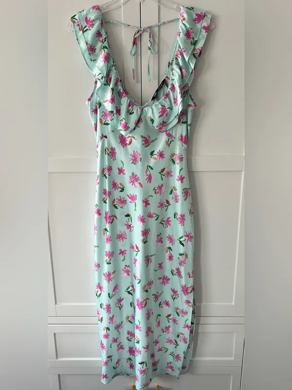 Zara Midi Dress with Ruffle V-Neck - Image 4