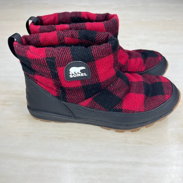 Sorel Out N About Puffy Waterproof Boots Red Black Buffalo Plaid Womens 8 NL2694 - Image 9