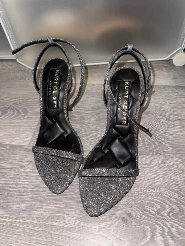 Kurt Geiger London Black Heals - Image 2