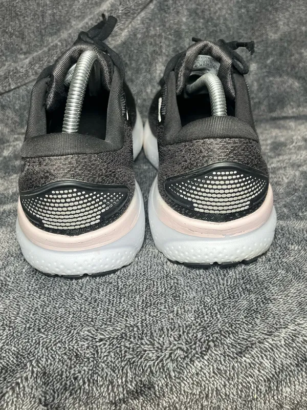 Brooks Ghost 16 Women's 8.5 B Running Shoes Black Grey Pink DNA LOFT v3 1204071B077⁠ - Image 4