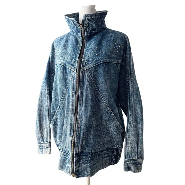 Vintage ‘80s Medium Wash Studded High Collar Full Zip Denim Jacket w/ Pockets - Image 3
