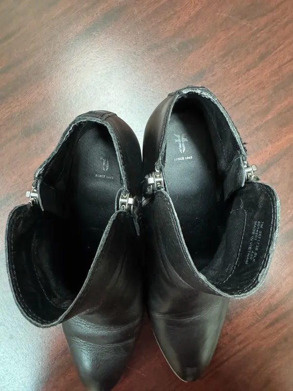 Frye Judith Black Zip Up Booties Size 7 - Image 8