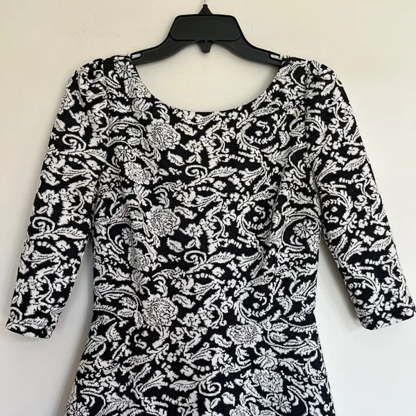 Ark & Co Black White Floral Damask Jacquard A-Line Mini Dress Size‎ M 3/4 Sleeve - Image 2